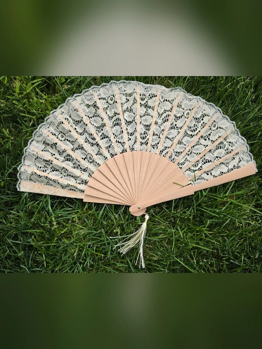 Ivory Beige Lace Fans for Wedding Ceremony